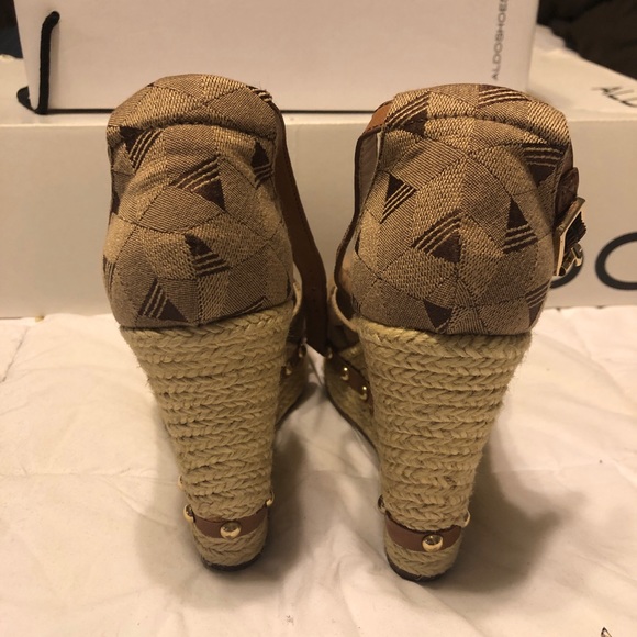 Aldo textile wedge tan sandal - Picture 4 of 5